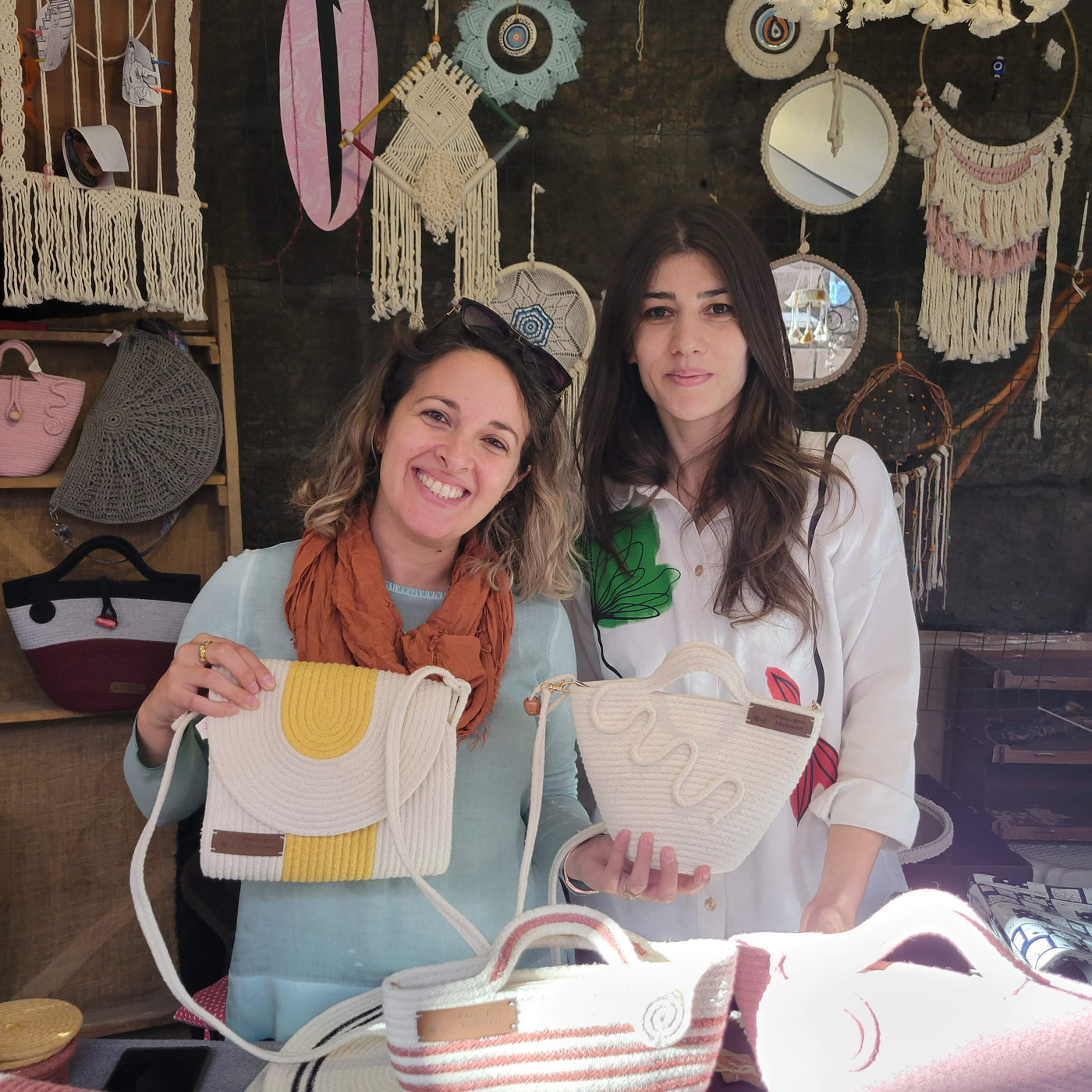 Rebecca & Elif, artist of macrame squiggle purse