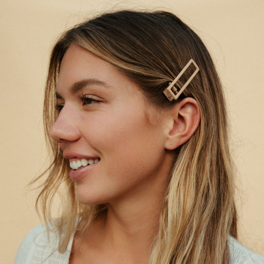 matte mocha hair clip on a model