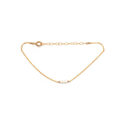 gold plated minimalist bracelet with 3 fresh water pearls